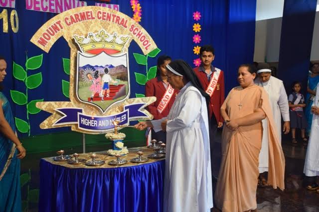 ಮೌಂಟ್ ಕಾರ್ಮೆಲ್ ಸೆಂಟ್ರಲ್ ಸ್ಕೂಲ್‌ನ ದಶಮಾನೋತ್ಸವ